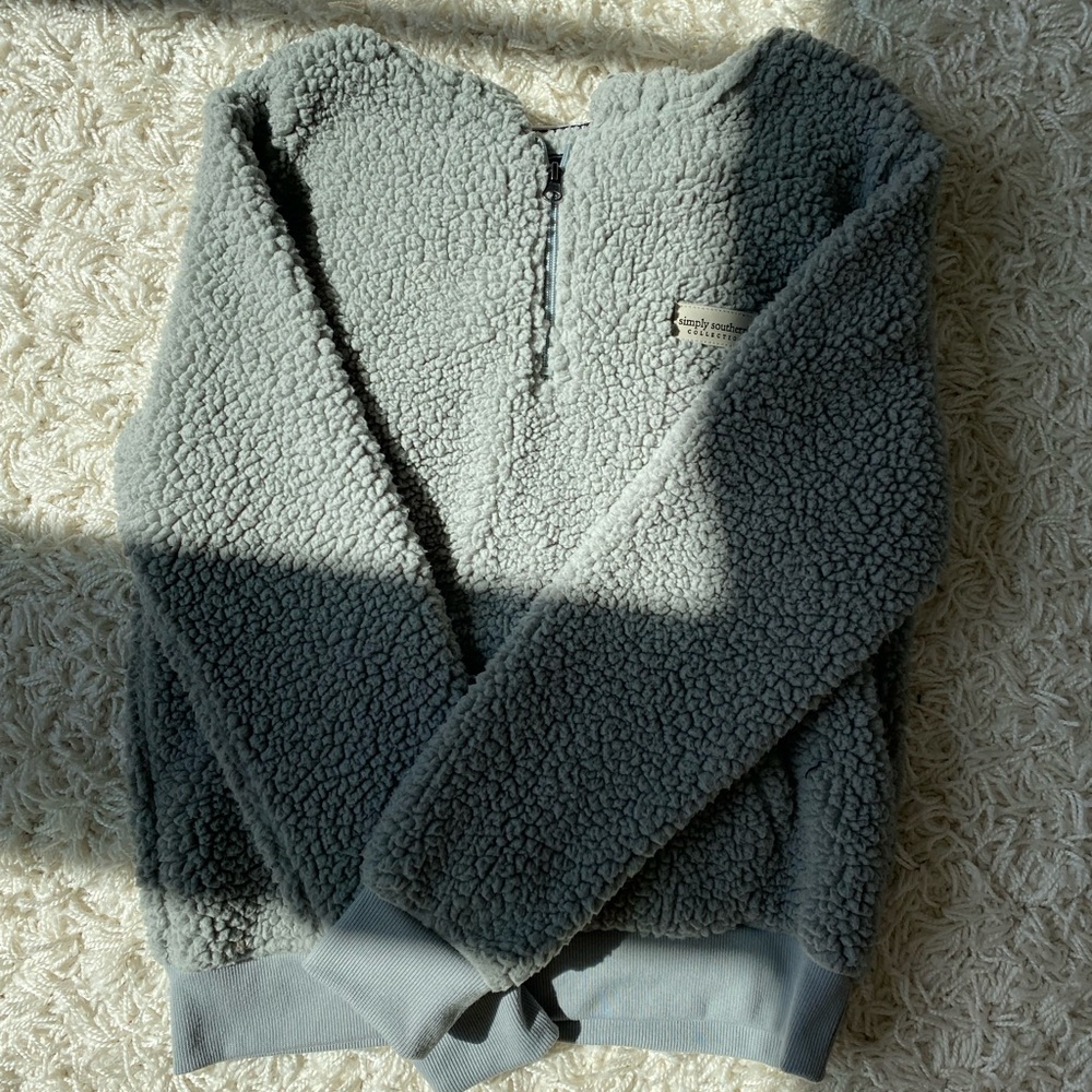 simply southern fur jacket. zip up (halfway)